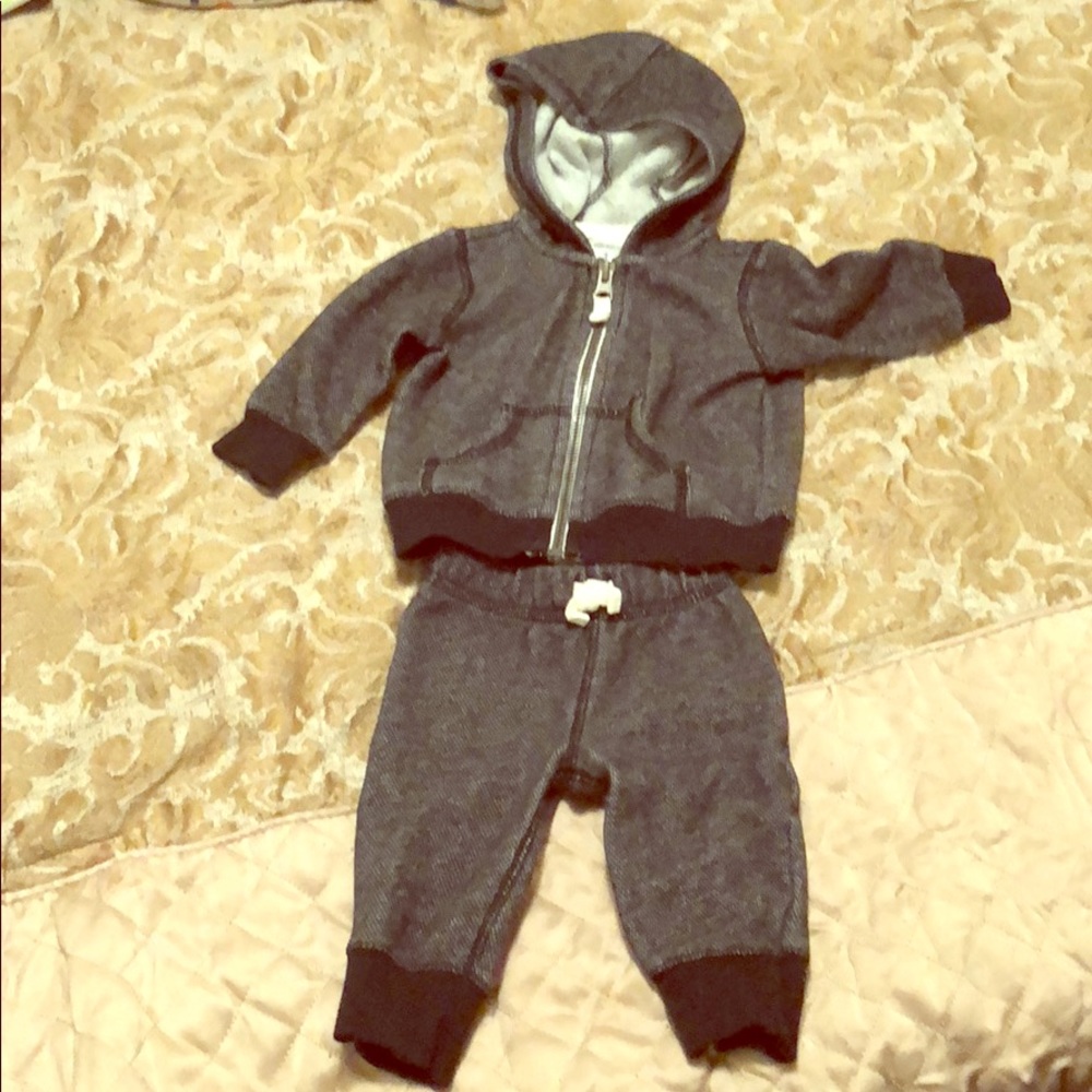 Carter's sweatsuit💫⭐️